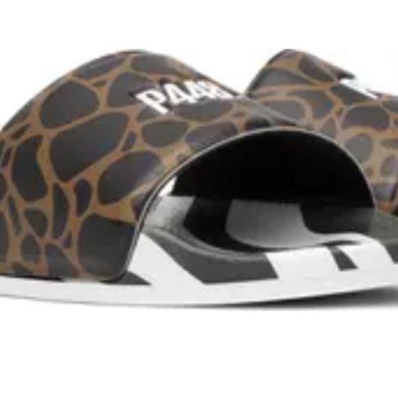 P448 Animal Print Slides - Picture 7 of 8